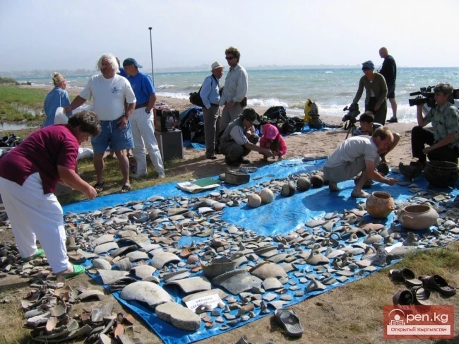 Ысык-Көлдөгү чөгүп кеткен турак жайлар