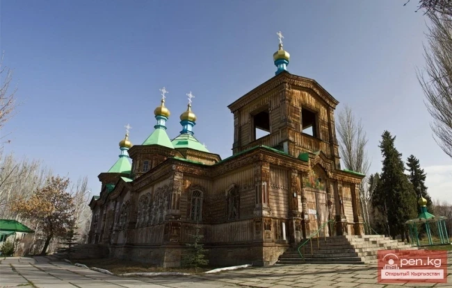 Троицкая православная церковь в Караколе