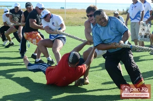 Аркан тартмай (перетягивание каната)