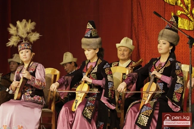 Creative-ethnographic group “KambarKan”. Leader E. Jumabaev