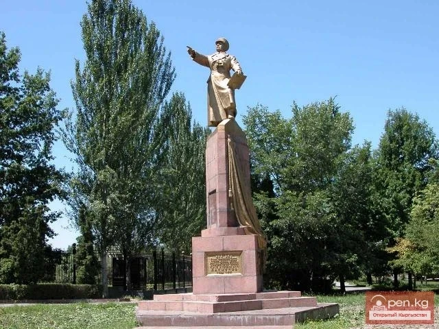 Кыргызстандык устаттардын эмгектериндеги станковая композиция