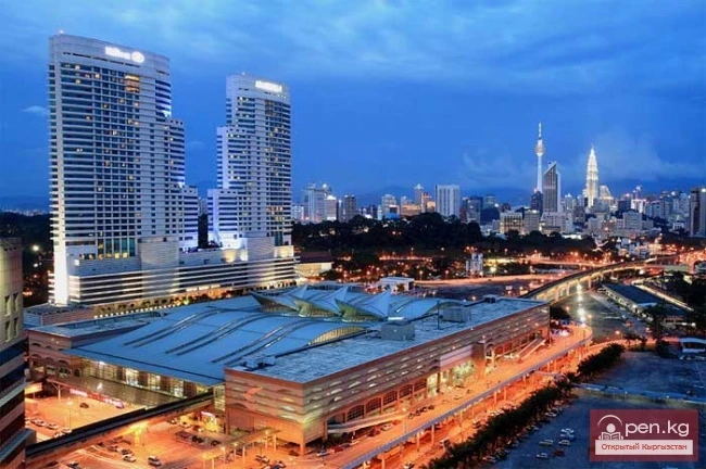 Петронас мунаралары