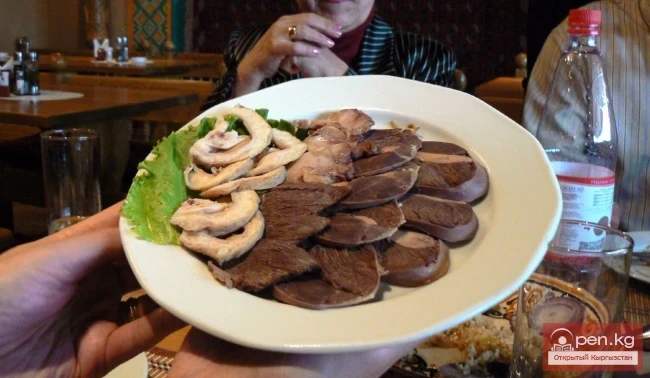 Кыргыз ашканасы