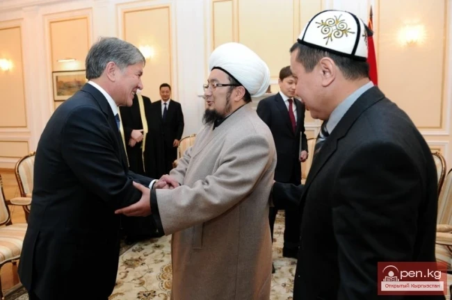 “Ассалому аллейкум” саламдашуу салты эмне дегенди билдирет?