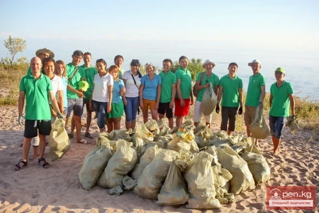 Компания «Кумтор» финансирует проект экологического образования молодежи Кыргызстана «Жашыл Ой».