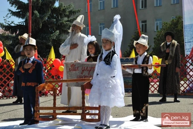 Караколдуктар үчүн бирдей майрамды белгилешти