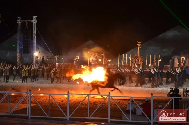 Бүткүл дүйнөлүк кочмондор оюндарынын биринчи ачылыш аземи (Сүрөт)