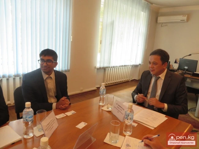 Кыргыз Республикасынын Мамлекеттик кадр кызматтары «Чивнинг» программасын Кыргызстанда ишке ашырууда жардам көрсөтөт