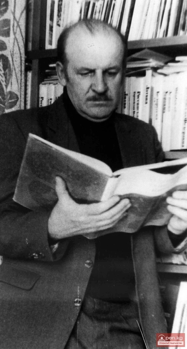 Владимир Григорьевич Рогачев - иллюстратор и художественный редактор