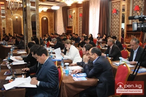 In the capital, parliamentary hearings are taking place to discuss the draft Law of the Kyrgyz Republic "On Public Procurement."
