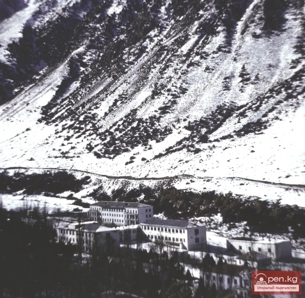 НАЗАРОВ Кубанычбек Кудайназарович