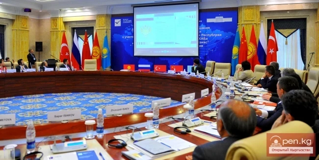 Эл аралык трансконтиненталдык авиация ХАБын түзүү ОАО «Эл аралык аэропорт «Манас» негизинде Кыргызстанда