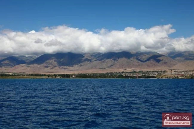 ЫСЫК-КӨЛДҮН СЫРДАРЫ