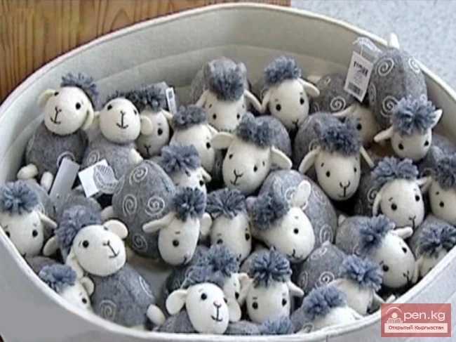 Кыргызстанские игрушки из войлока завоевывают мир