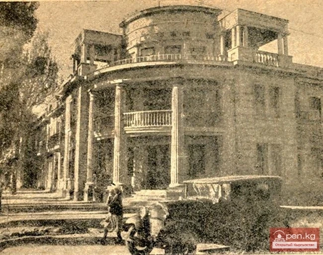 In Memory of the Great Akin. Toktogul Satylganov Street