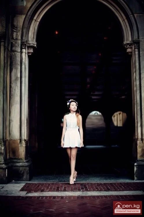 17-year-old singer from Kyrgyzstan signed a contract with Kazakh producers