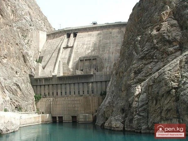 Гидростроительдер шаары — Кара-Куль