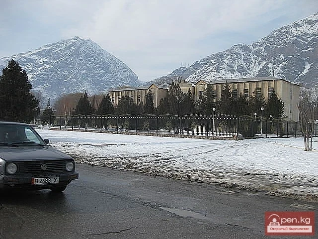 Гидростроительдер шаары — Кара-Куль