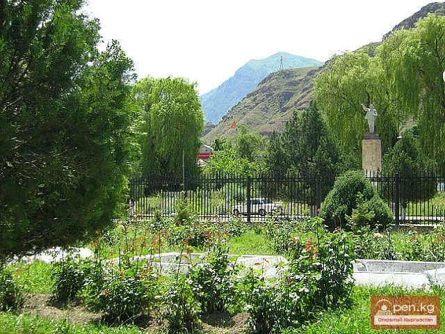 Гидростроительдер шаары — Кара-Куль