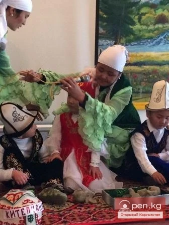 Балдар бакчаларынын фестивалдары жайлоодо өттү