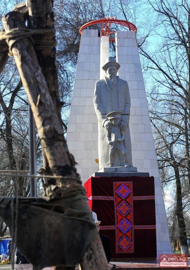 Prime Minister J. Otorbaev participated in the celebration of Nowruz and congratulated the residents of Chui region