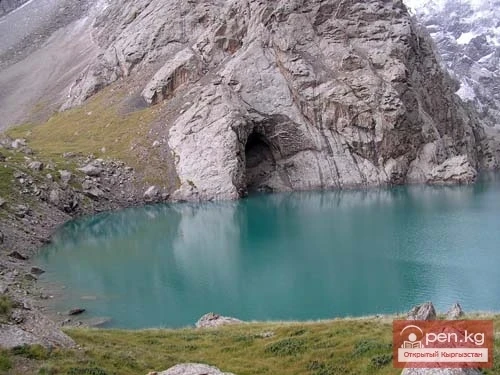 Diving at Lake Kol-Suu