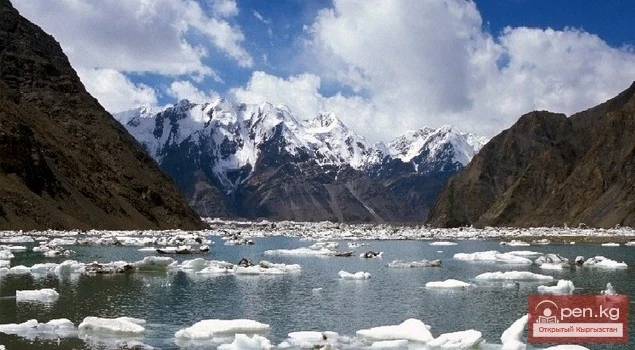 Мерцбахер көлү