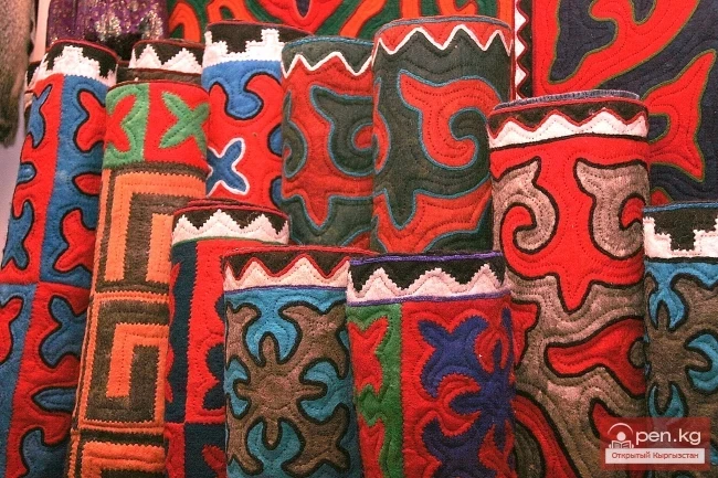 Кыргызские орнаменты