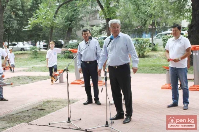 Street exercise equipment in Bishkek