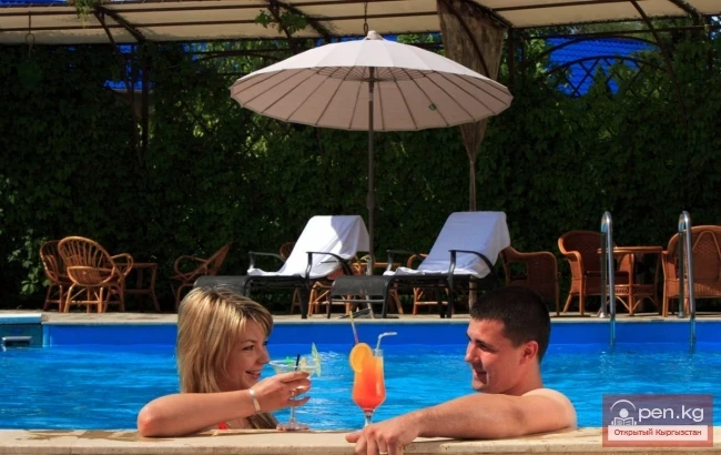 Outdoor pool at "Golden Dragon"