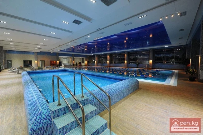 Pool at "Karven sport club"