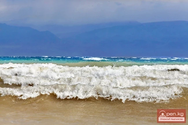 "Shtormovoe" on Issyk-Kul