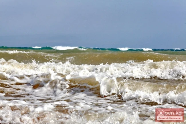 "Shtormovoe" on Issyk-Kul