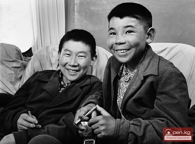 Unknown footage from the shooting of Okee