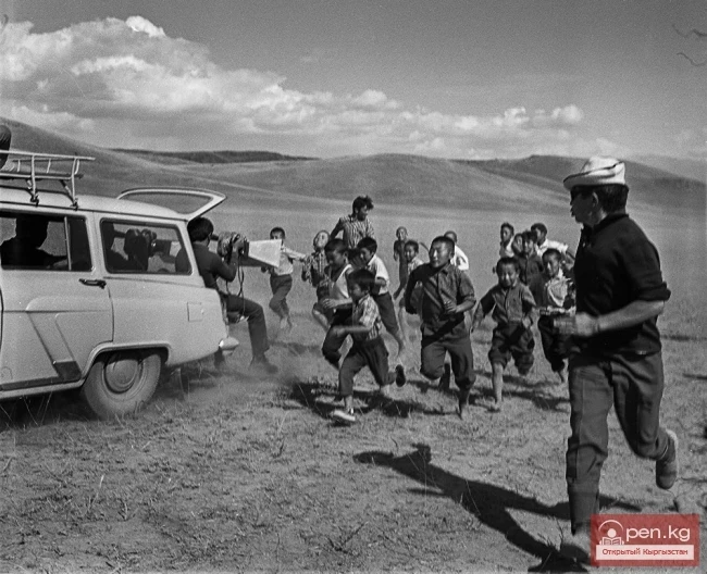 Unknown footage from the shooting of Okee