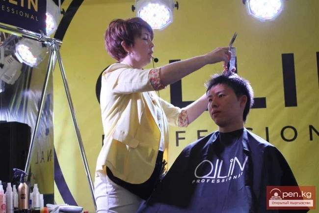 Сулуулук индустриясы мыкты адистерди чогултат