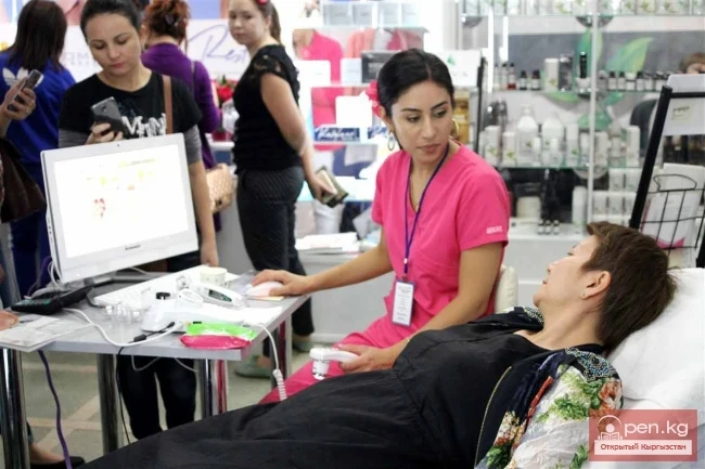 Сулуулук индустриясы мыкты адистерди чогултат