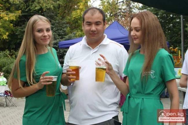 "Rocktoberfest-2015"