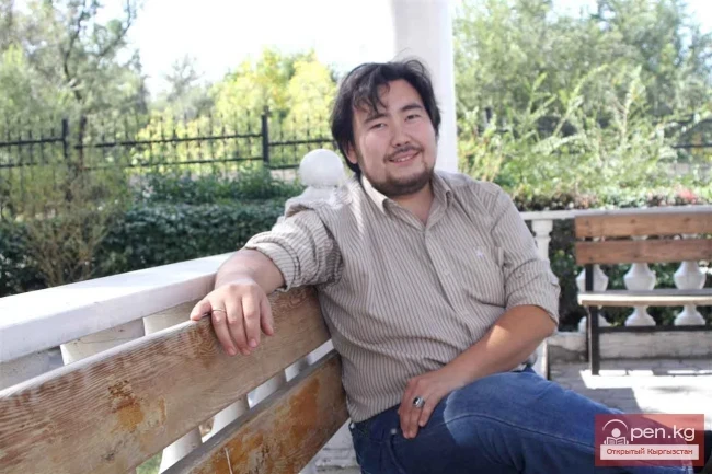 Саян Исин: Сценага чыгуу мен үчүн экзамен!