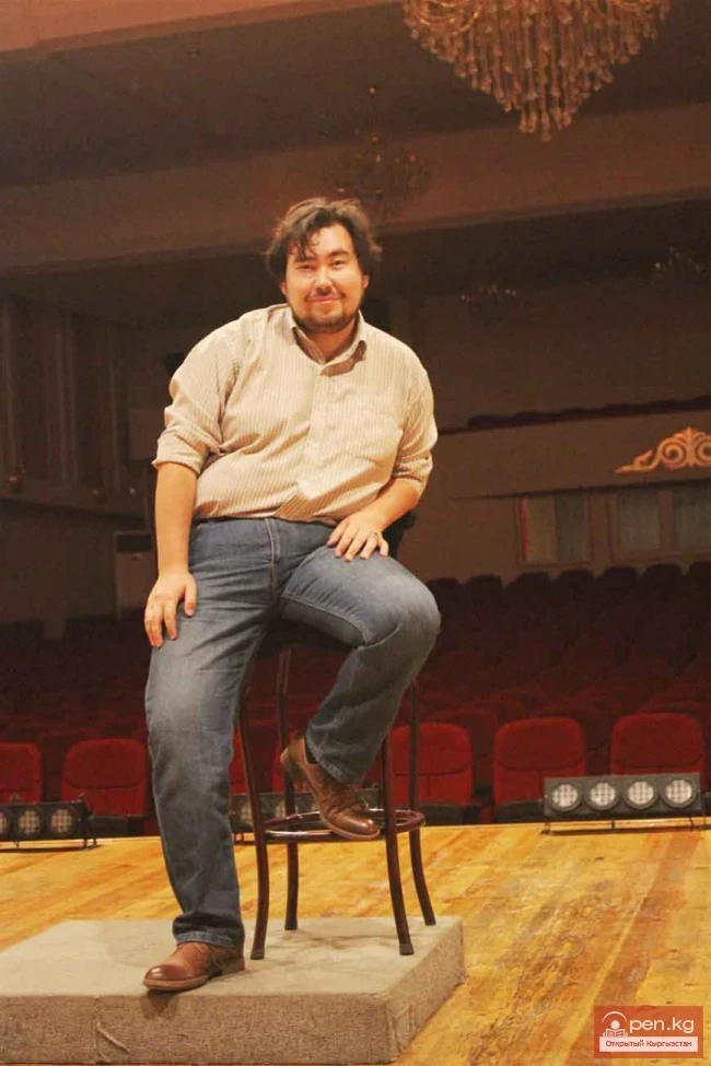 Саян Исин: Сценага чыгуу мен үчүн экзамен!