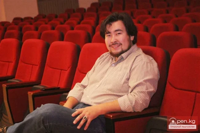 Саян Исин: Сценага чыгуу мен үчүн экзамен!