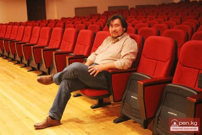 Саян Исин: Сценага чыгуу мен үчүн экзамен!