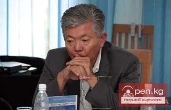 Аликбек Джекшенкулов: «Сбиткен орус учагы боюнча кырдаалда Кыргызстан РФ менен бирге болушу керек»