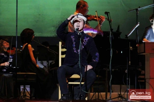 Кумдан музыкалык белек!