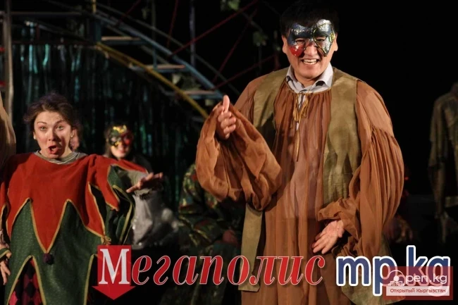 Орус драма театры 80 жылдыгын белгилейт