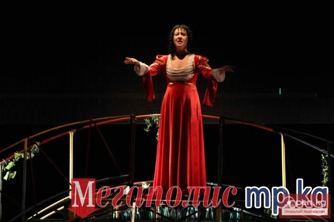 Орус драма театры 80 жылдыгын белгилейт