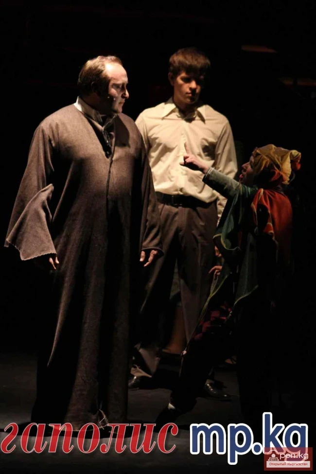 Орус драма театры 80 жылдыгын белгилейт