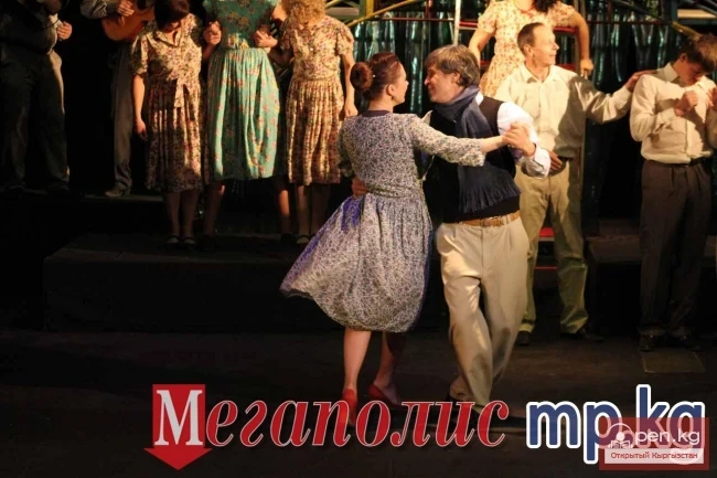 Орус драма театры 80 жылдыгын белгилейт