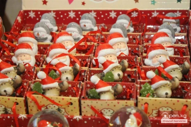 At the fair for gifts!