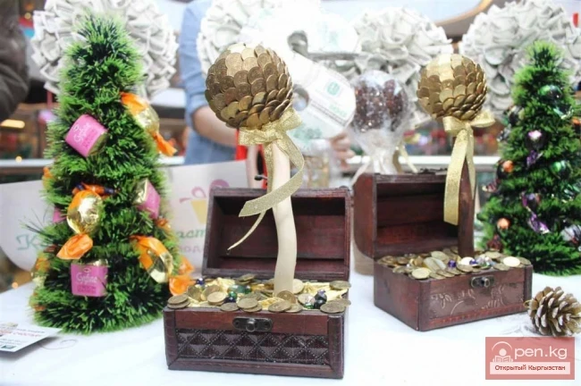 At the fair for gifts!